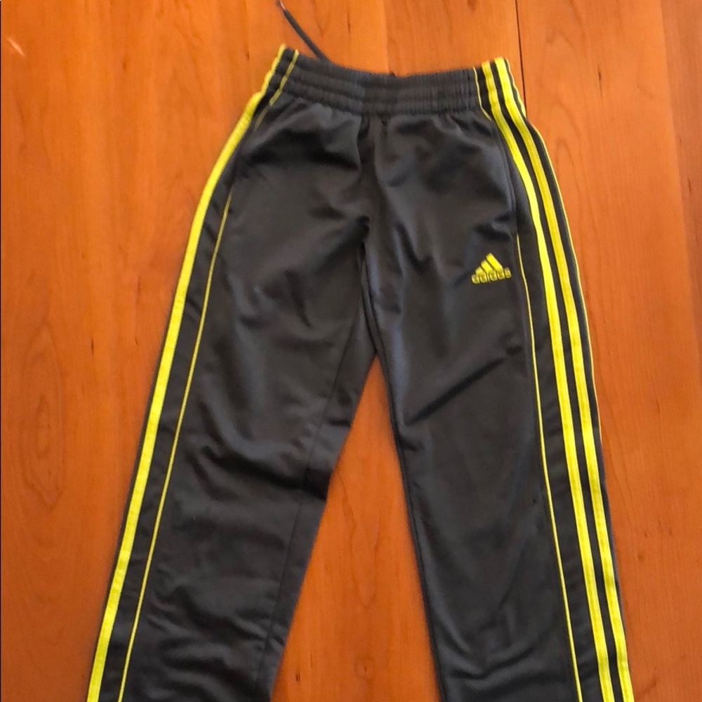 Adidas boys pants small